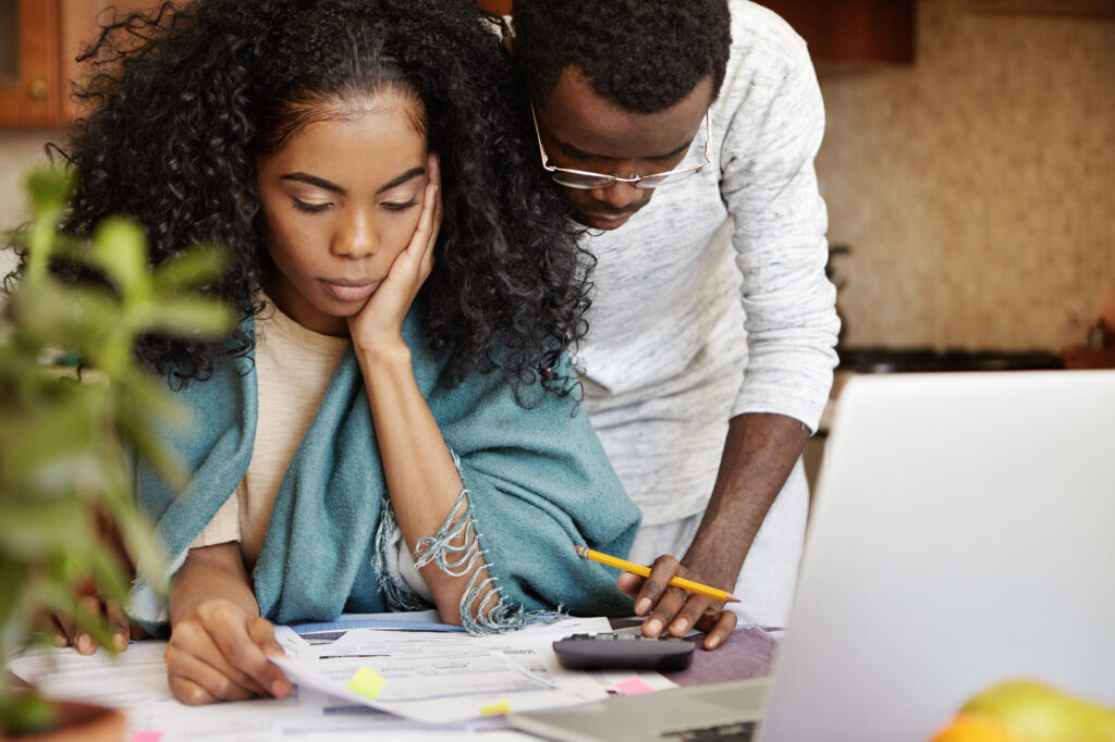 This Is How to Help a Family Member With Financial Problems This Is How to Help a Family Member With Financial Problems