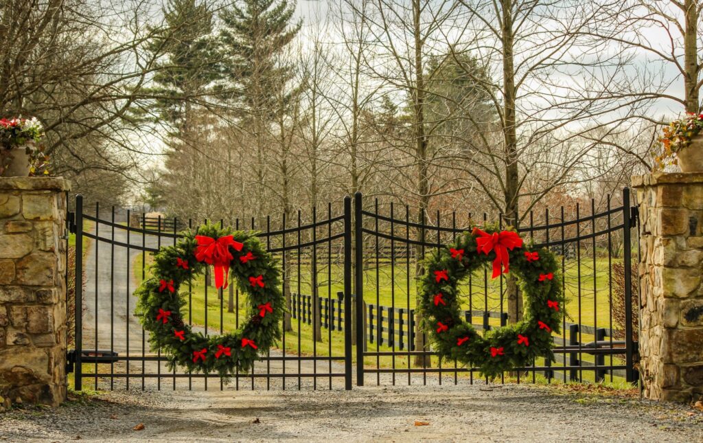 Home Maintenance: How to Care for Automatic Driveway Gates Home Maintenance: How to Care for Automatic Driveway Gates