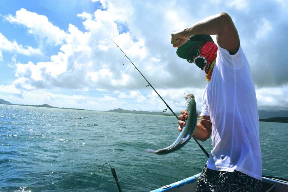 How a Fishing Charter Can Make You a Fishing Hero